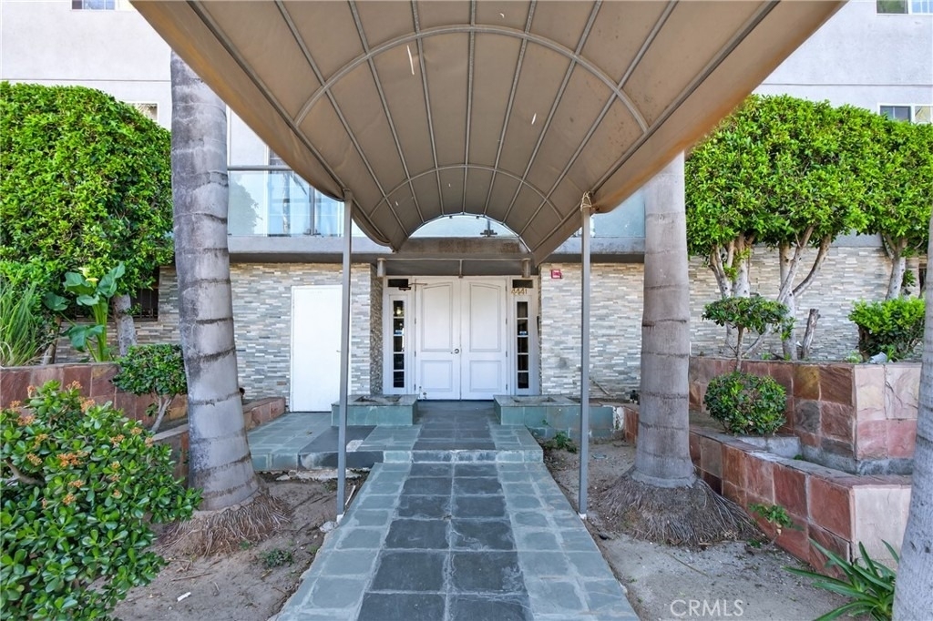 4441 Woodman Avenue - Photo 1