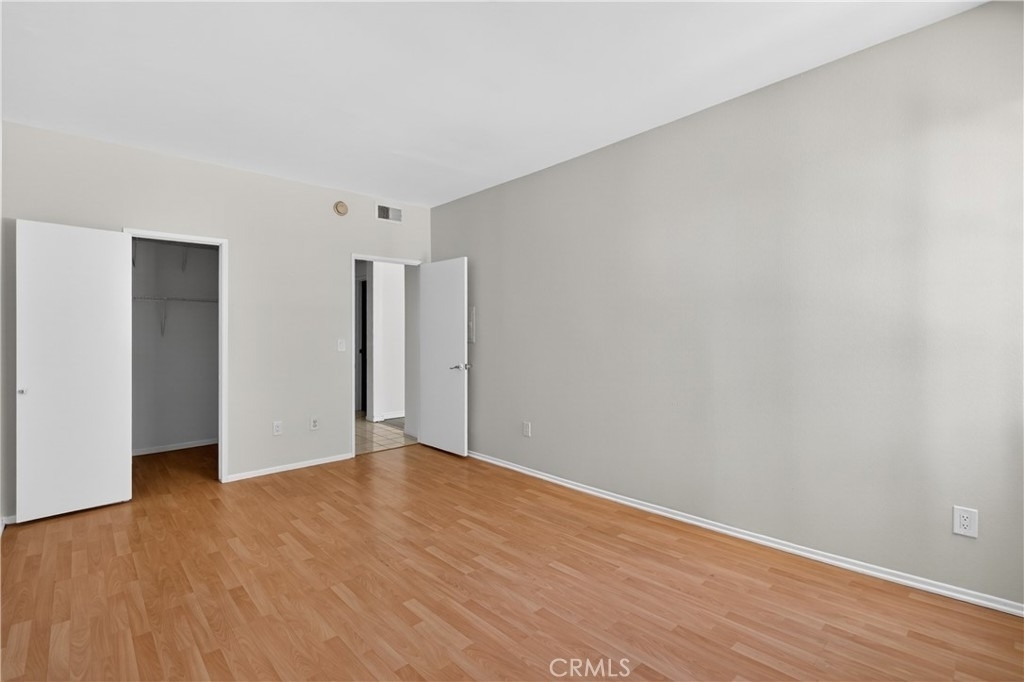 4441 Woodman Avenue - Photo 16