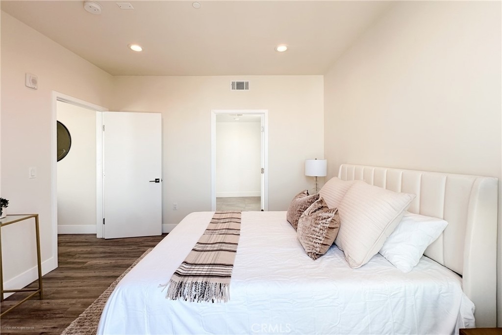 1101 S Harvard Boulevard - Photo 8