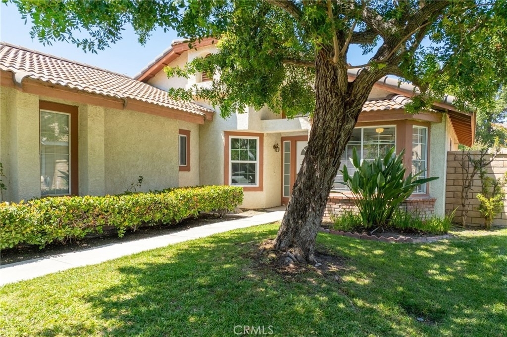3321 Mountainside - Photo 1