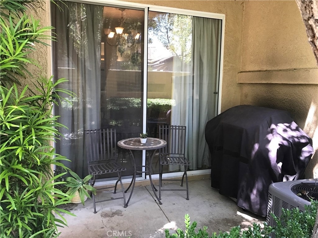 1039 S Positano Avenue - Photo 31