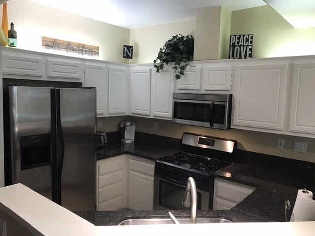 1039 S Positano Avenue - Photo 9