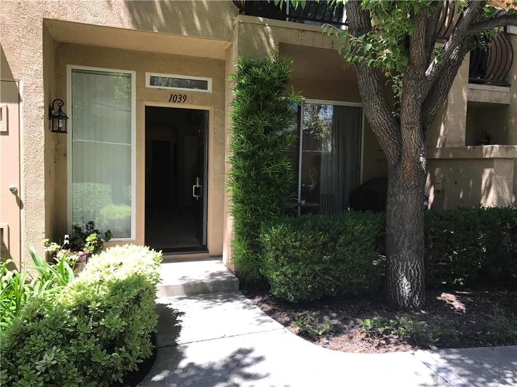 1039 S Positano Avenue - Photo 32