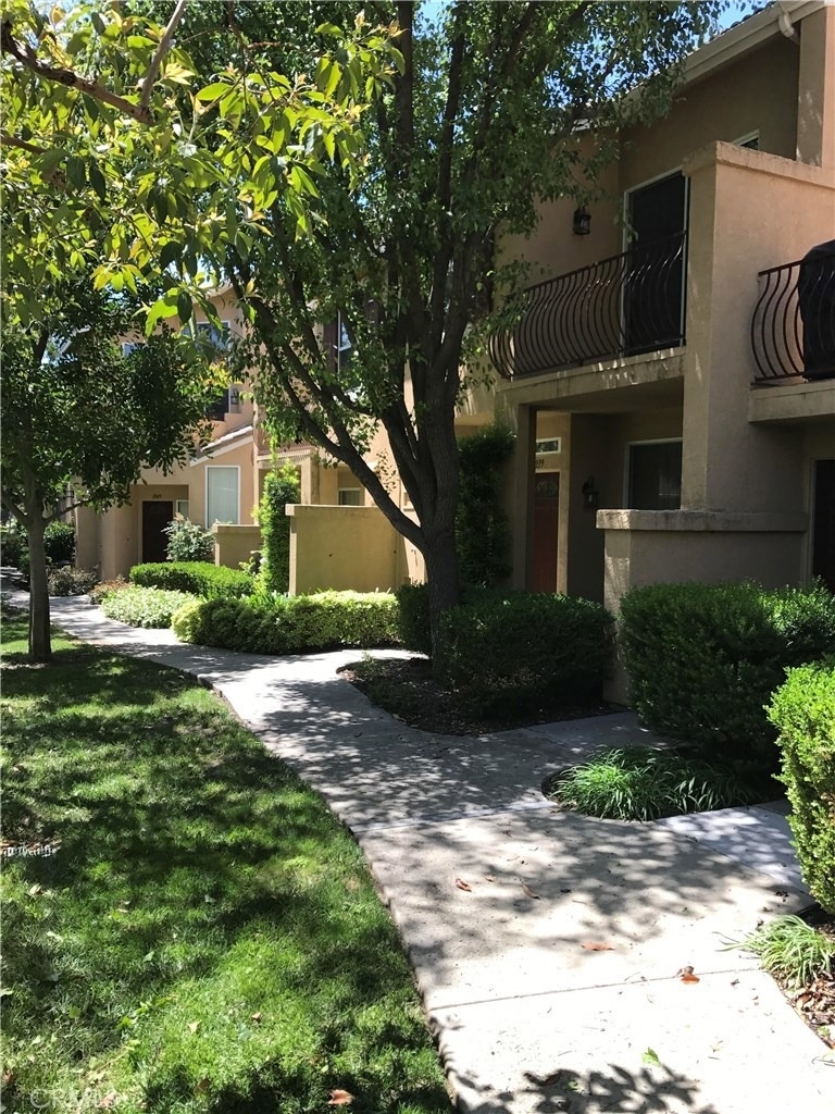 1039 S Positano Avenue - Photo 29