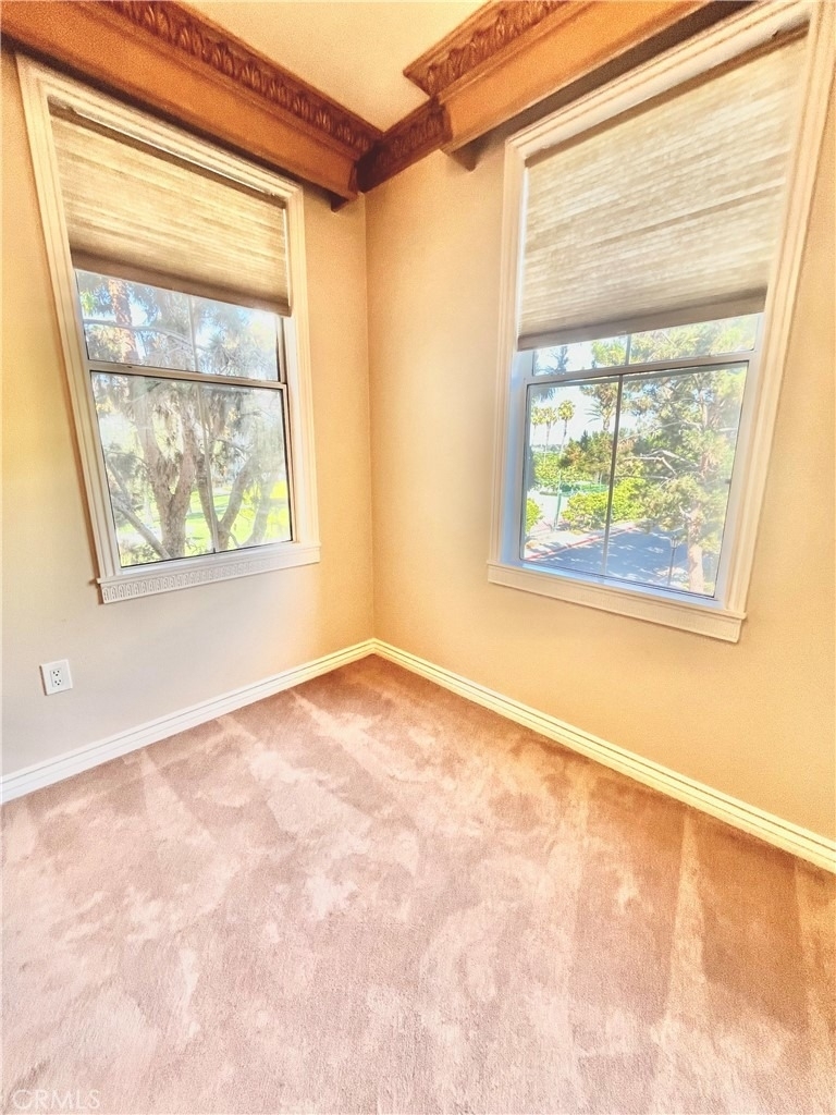 3334 Watermarke Place - Photo 2