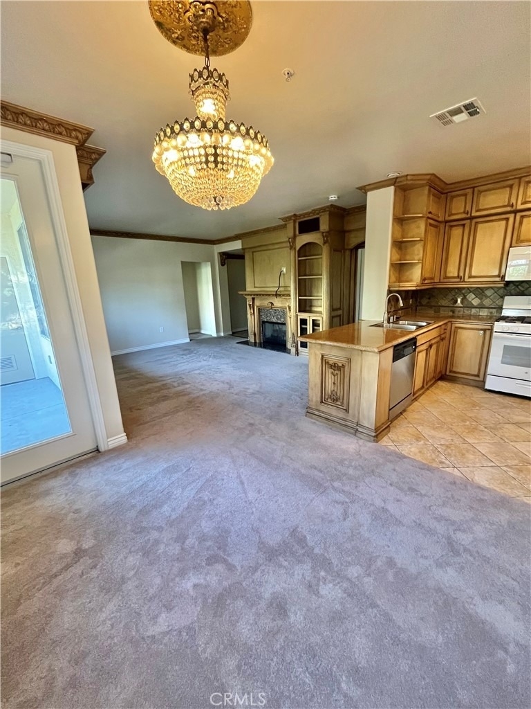 3334 Watermarke Place - Photo 5