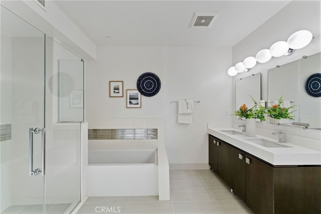 118 N Kings Rd - Photo 16