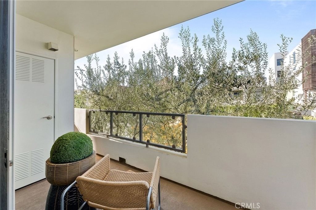 118 N Kings Rd - Photo 11