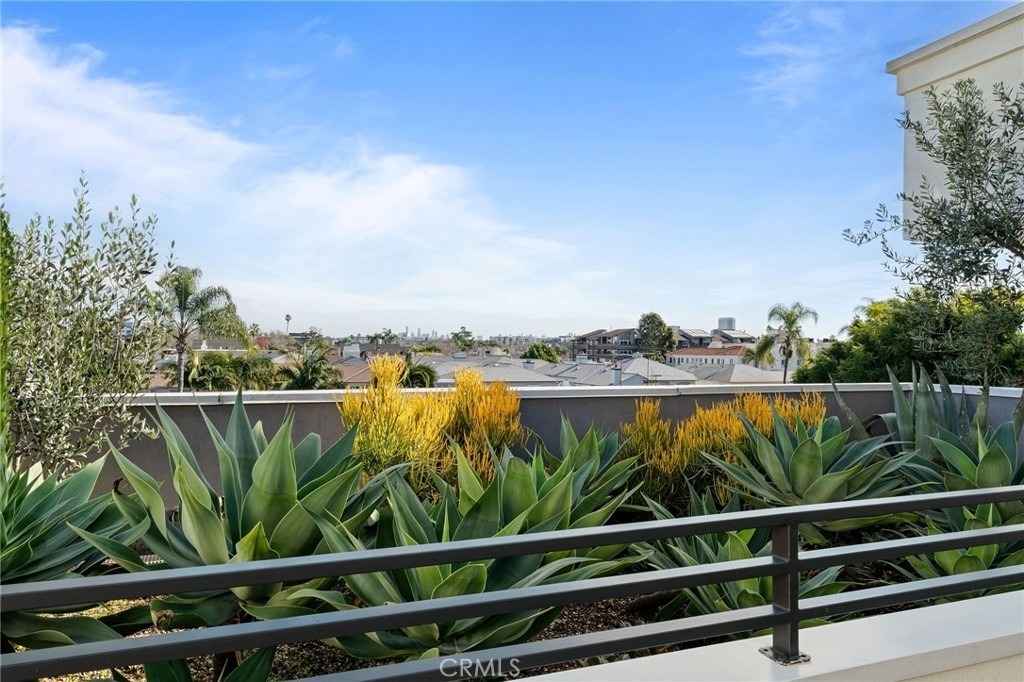 118 N Kings Rd - Photo 27