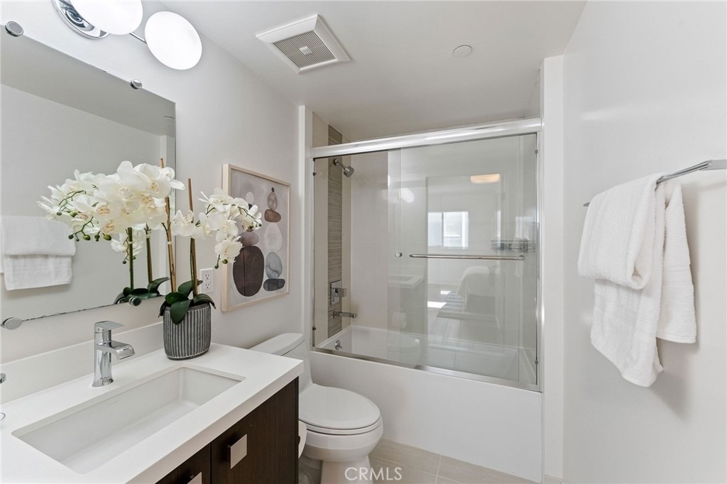 118 N Kings Rd - Photo 22