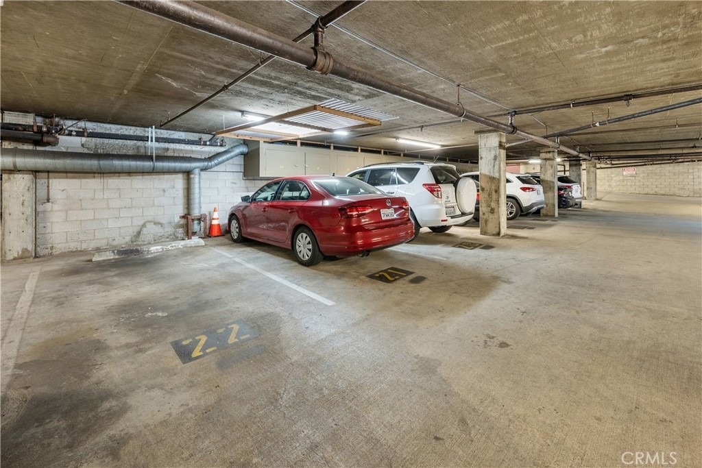 532 N Rossmore Avenue - Photo 11