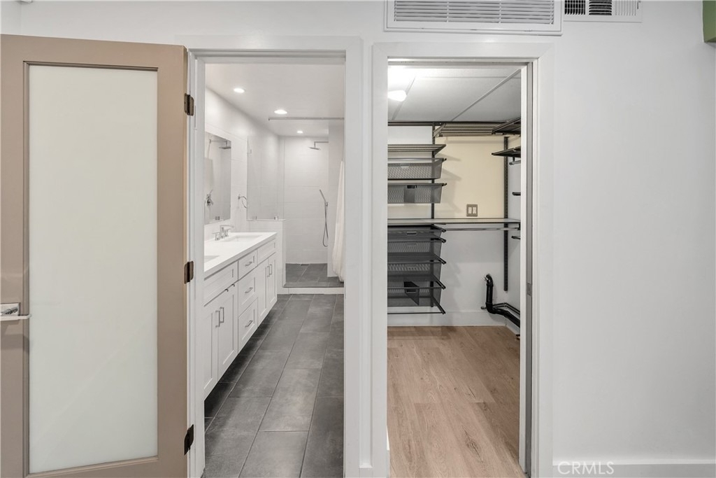 532 N Rossmore Avenue - Photo 8
