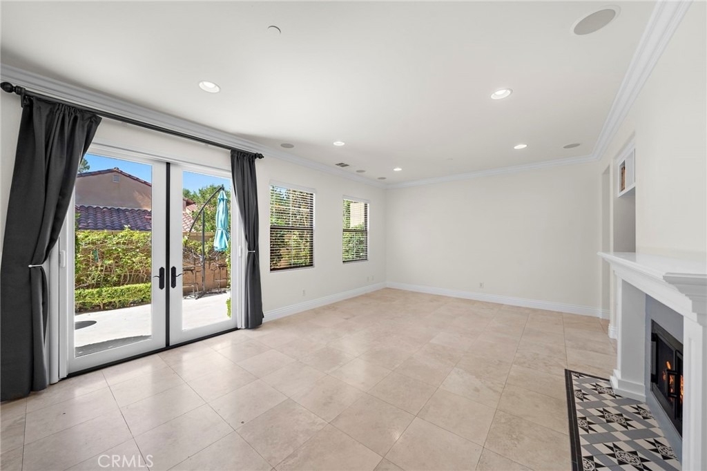 61 Shade Tree - Photo 1