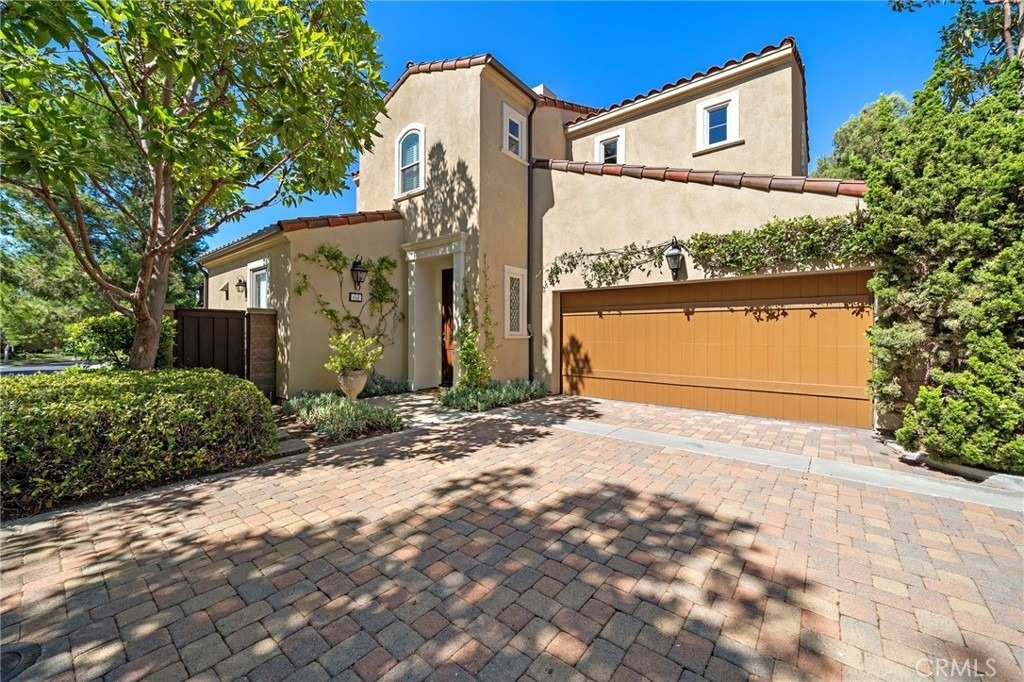 61 Shade Tree - Photo 0