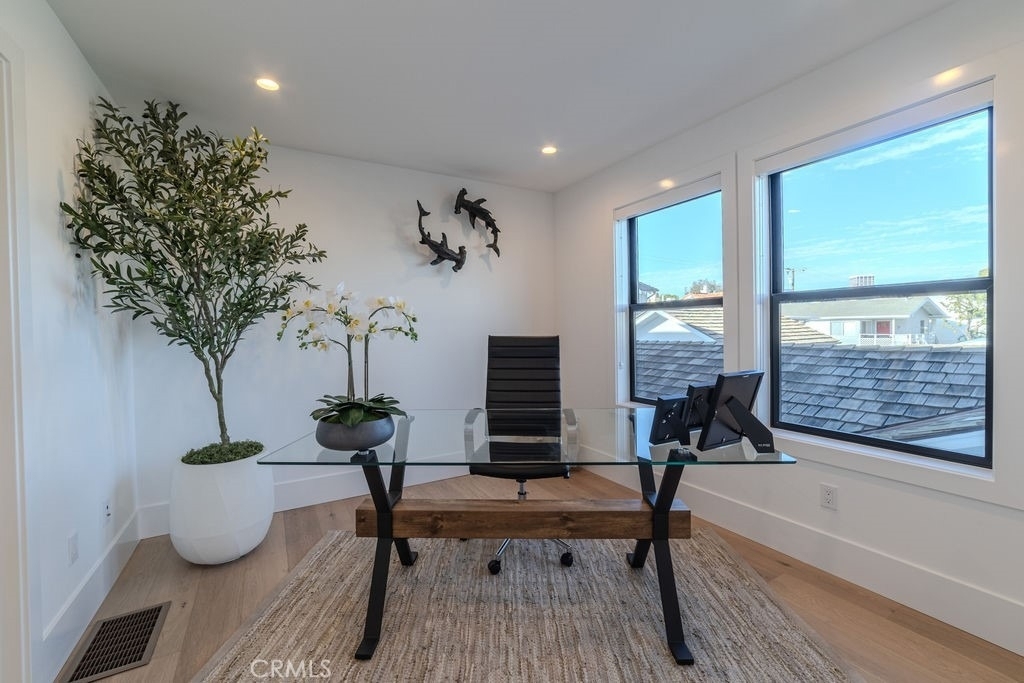 603 Acacia Avenue - Photo 23