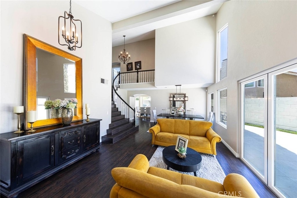 8008 E Fox Run - Photo 2