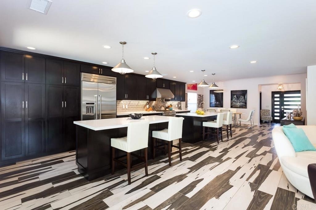 812 Crest Drive - Photo 14
