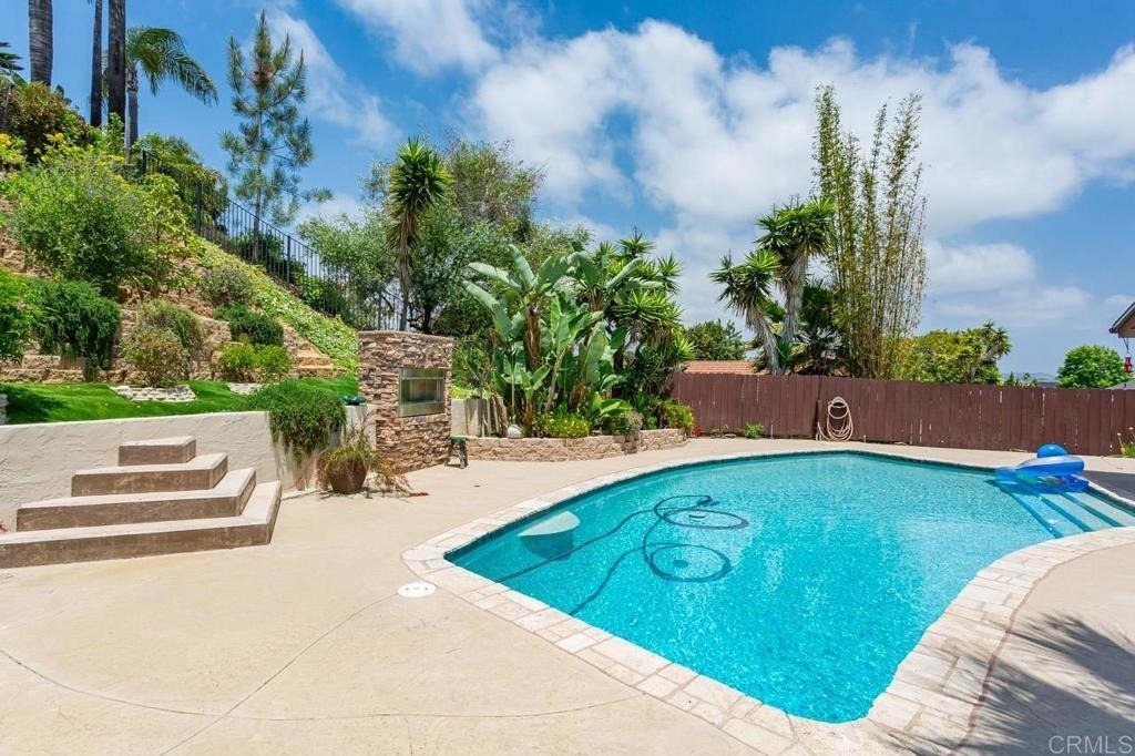 812 Crest Drive - Photo 26