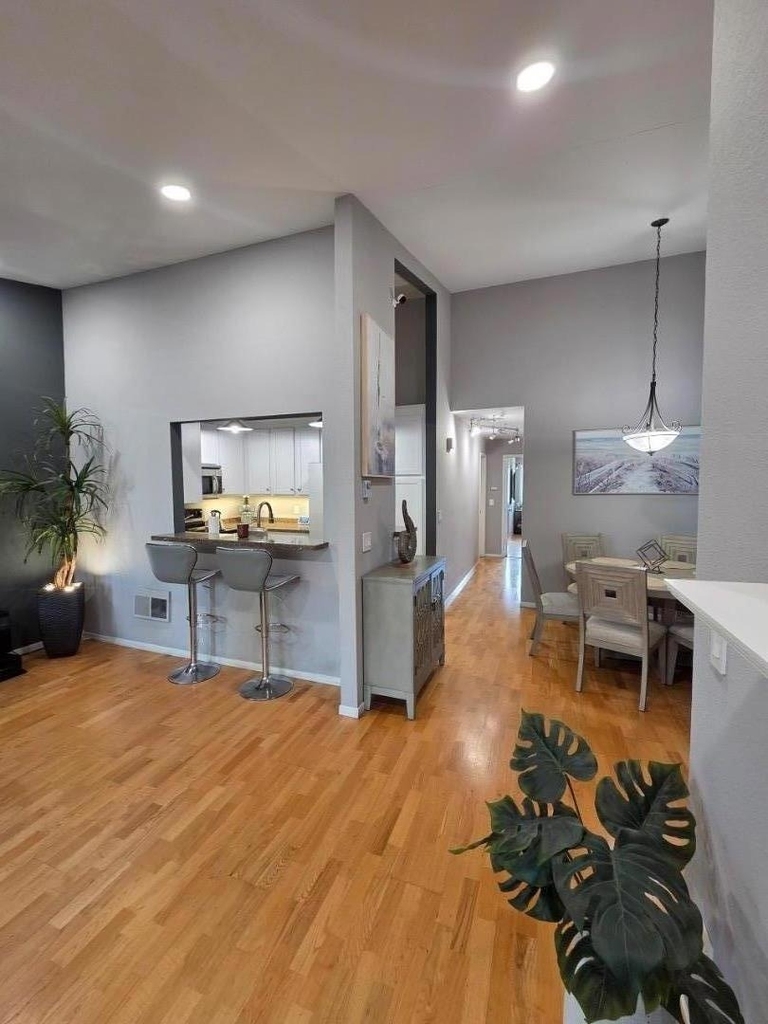 1528 Alma Terrace - Photo 2