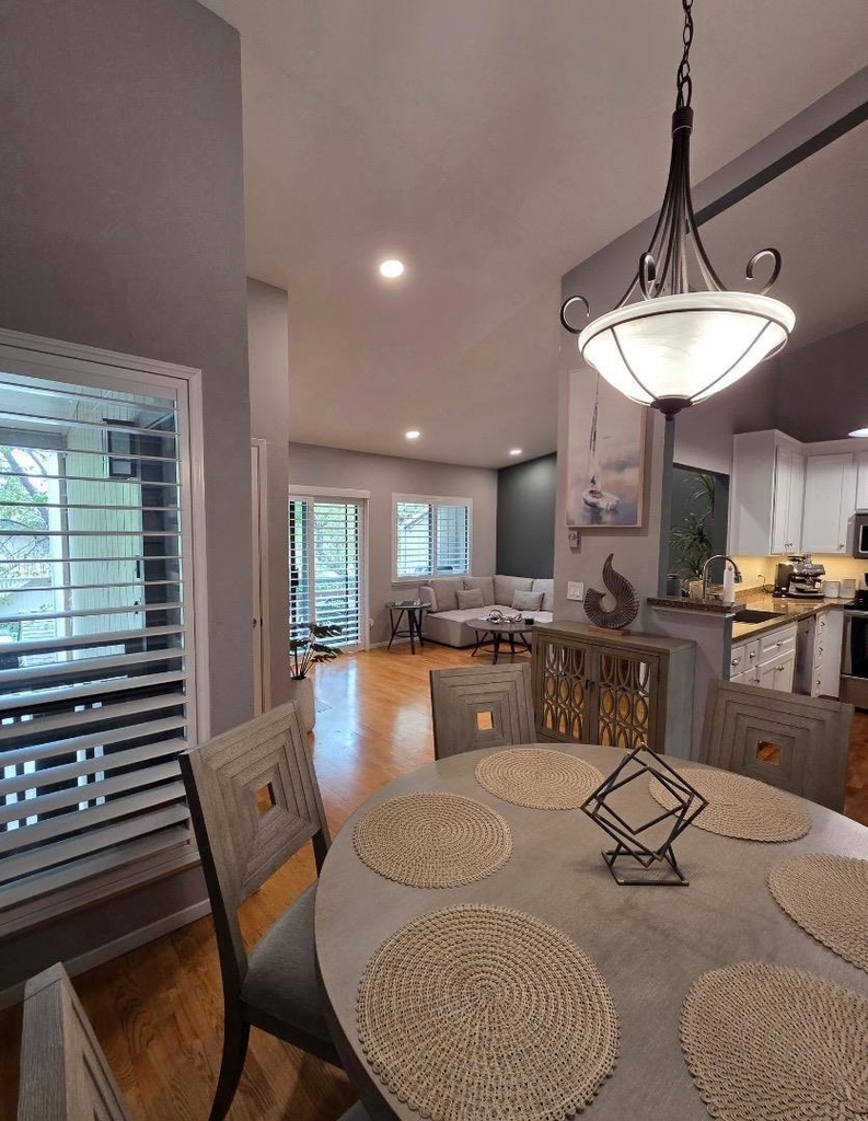 1528 Alma Terrace - Photo 8