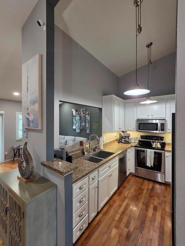1528 Alma Terrace - Photo 4