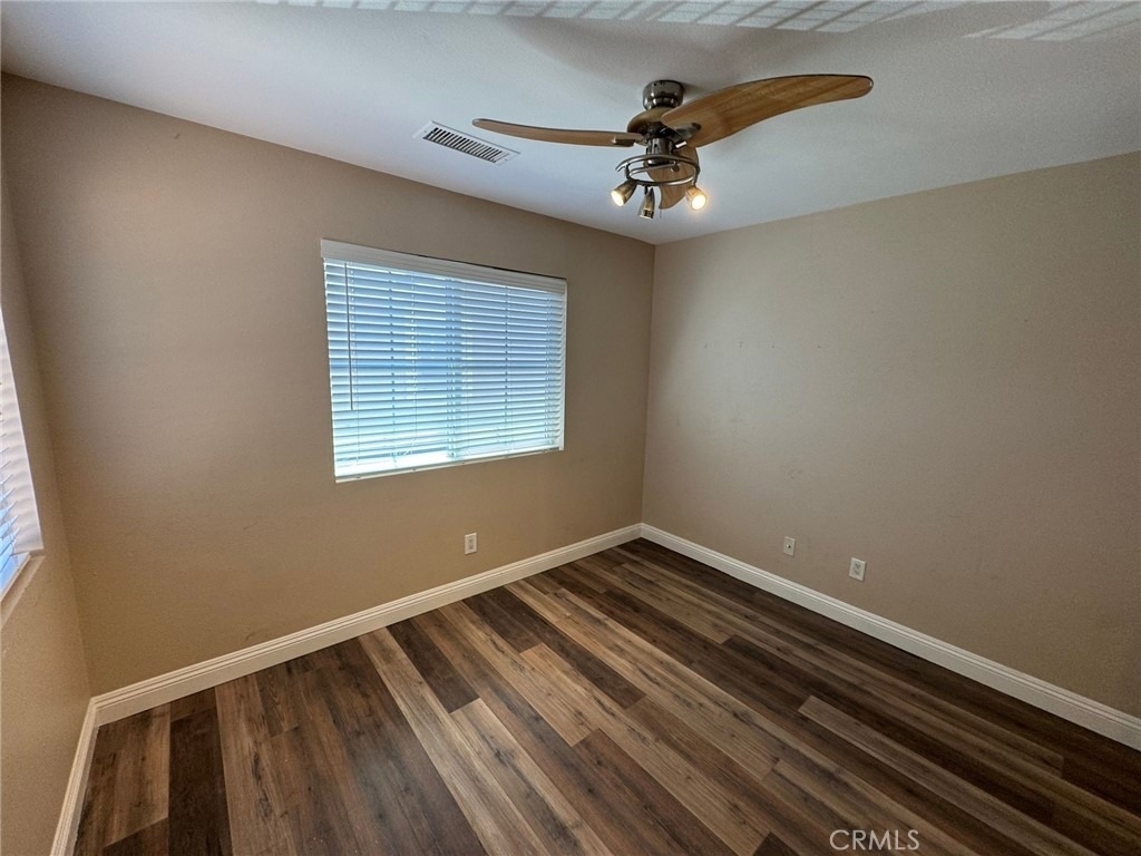 32023 Cottage Glen Drive - Photo 18