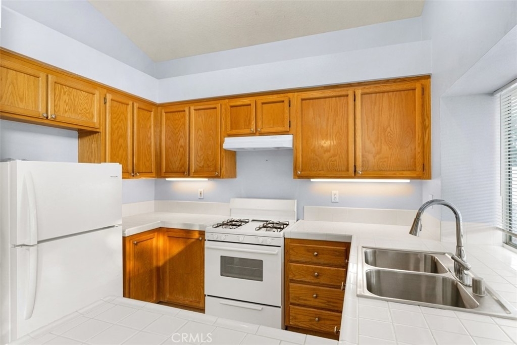 28243 Valombrosa Drive - Photo 5