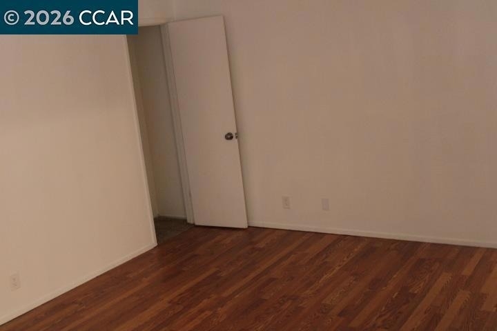 2515 Manchester Ave - Photo 2