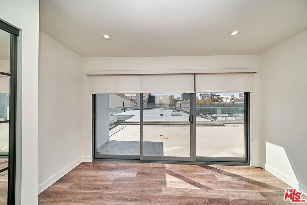 145 S Maple Drive - Photo 16