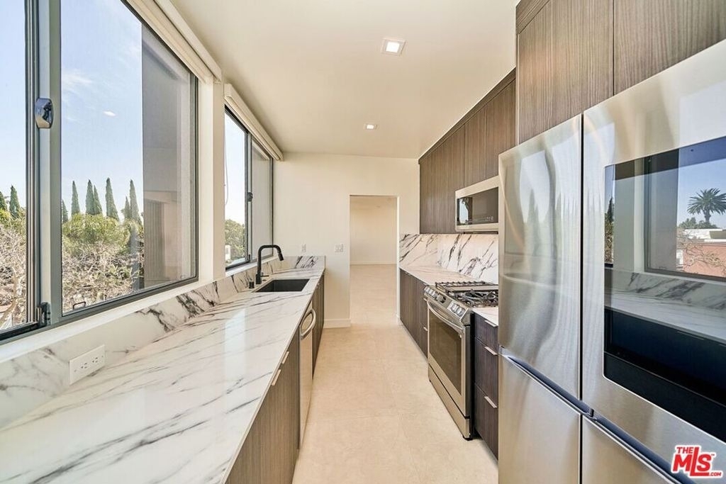 145 S Maple Drive - Photo 14