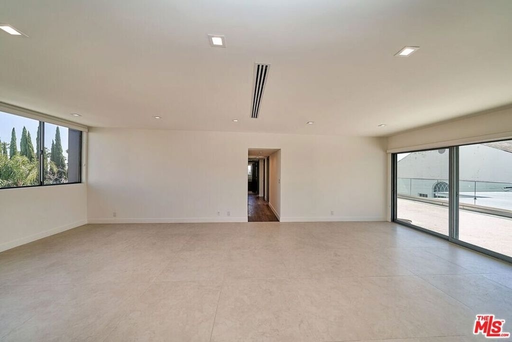 145 S Maple Drive - Photo 5