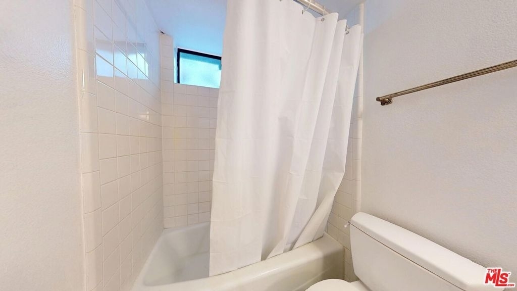 21930 Marylee Street - Photo 24