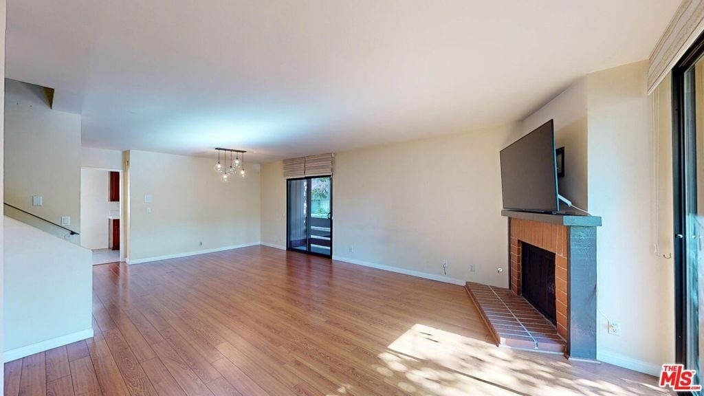 21930 Marylee Street - Photo 7