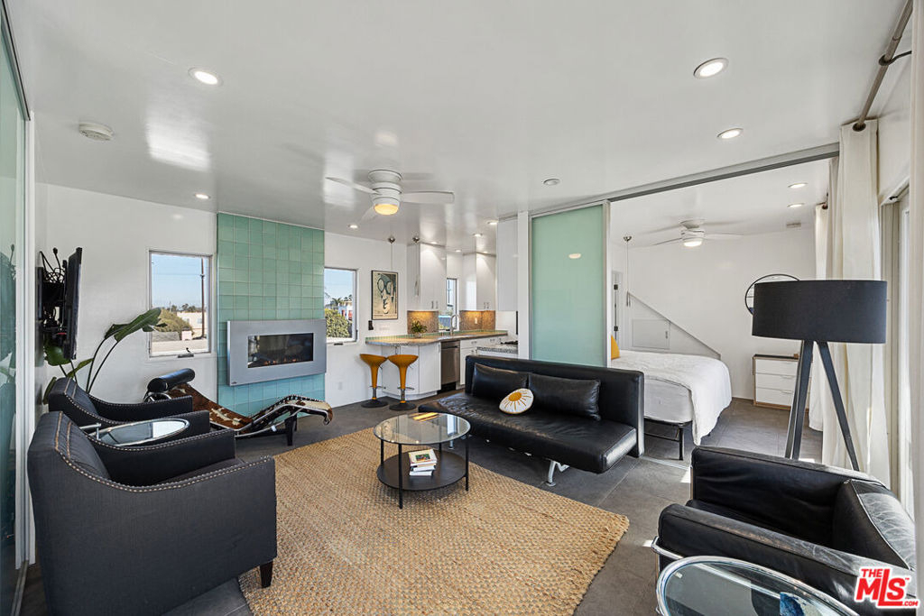 11 24th Avenue - Photo 3
