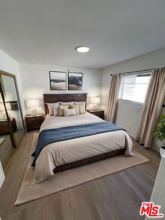 11938 Goshen Avenue - Photo 4