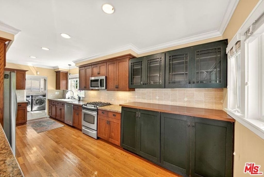 2940 Cardiff Avenue - Photo 8