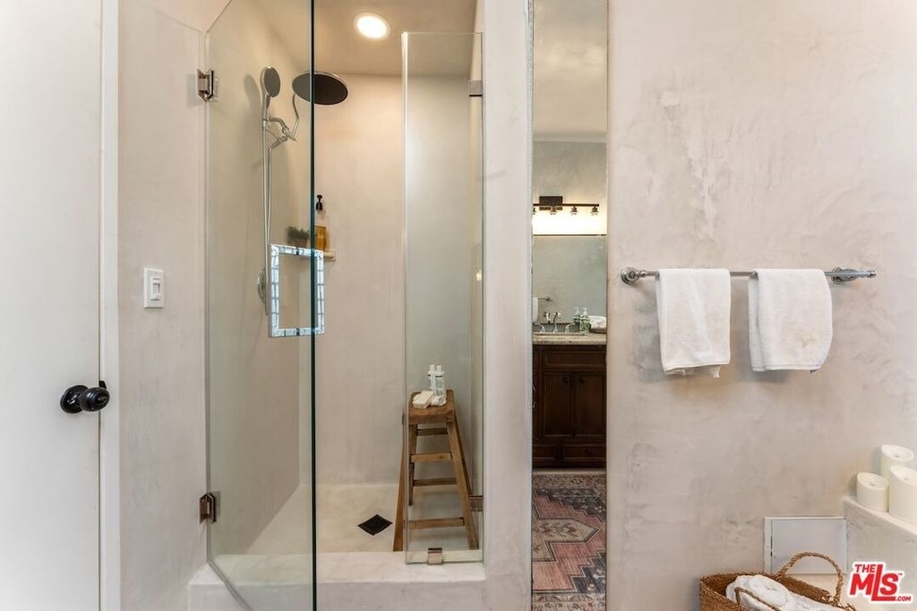 2940 Cardiff Avenue - Photo 9