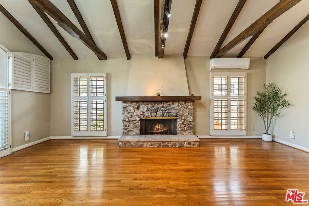 2940 Cardiff Avenue - Photo 2