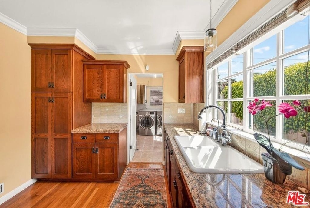 2940 Cardiff Avenue - Photo 9