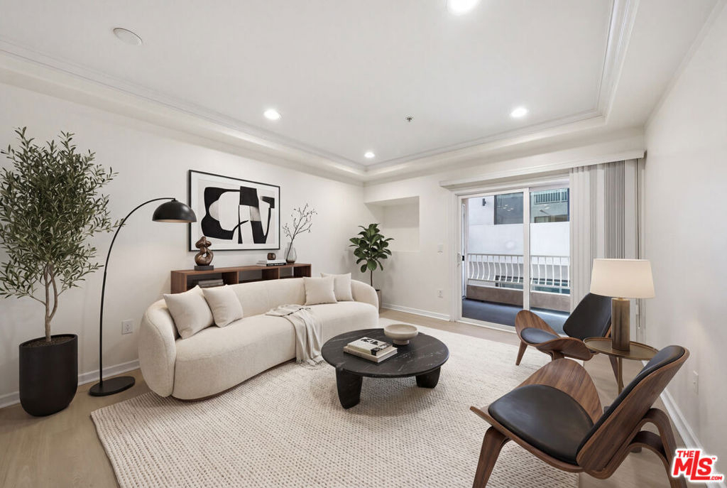 1037 S Fedora Street - Photo 1