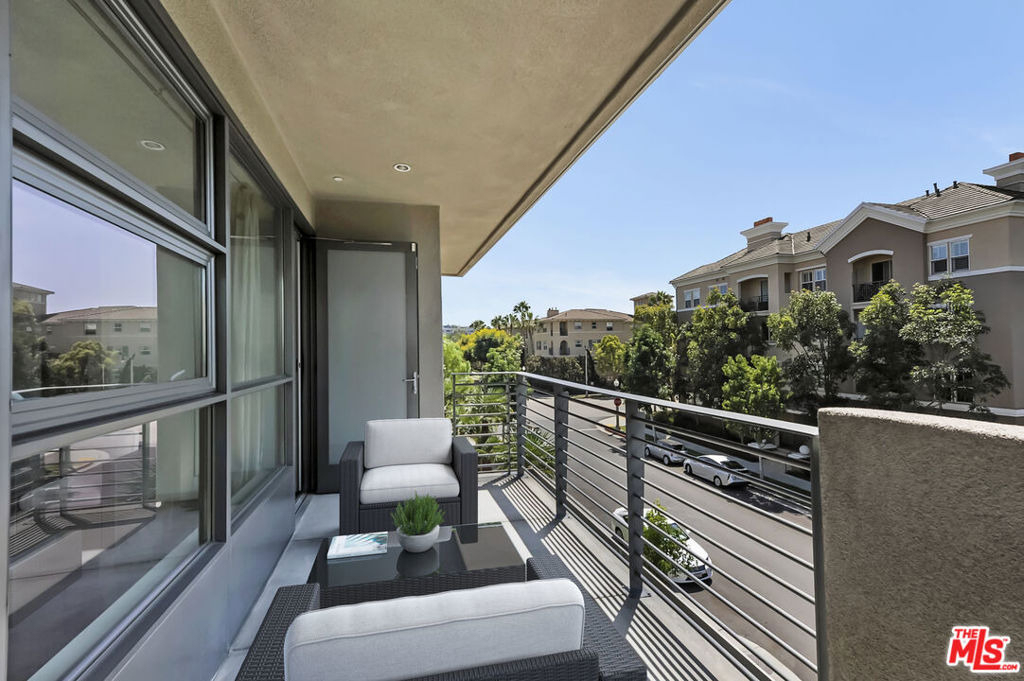 13045 Pacific Promenade - Photo 5