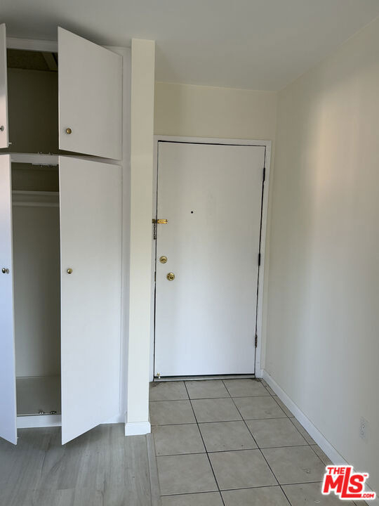 1522 Dixon Street - Photo 3