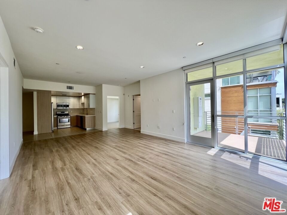 11715 W Bellagio Road - Photo 6