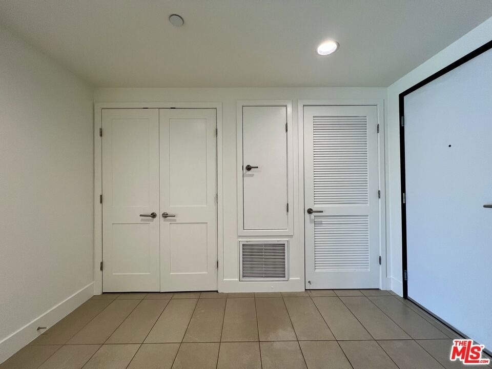 11715 W Bellagio Road - Photo 14