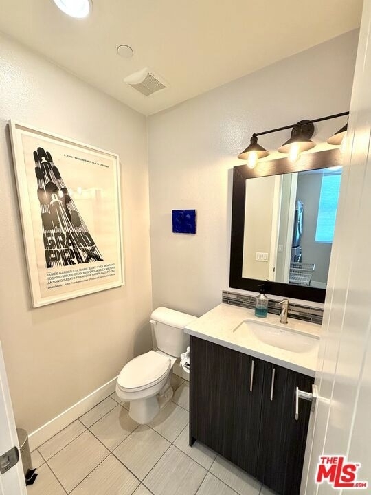 2753 Waverly Drive - Photo 18