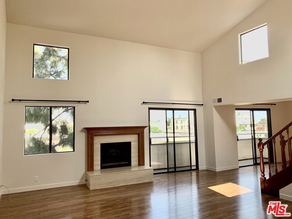 12412 Texas Avenue - Photo 0