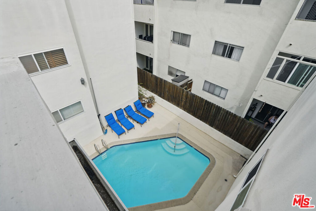 930 3rd Street - Photo 35