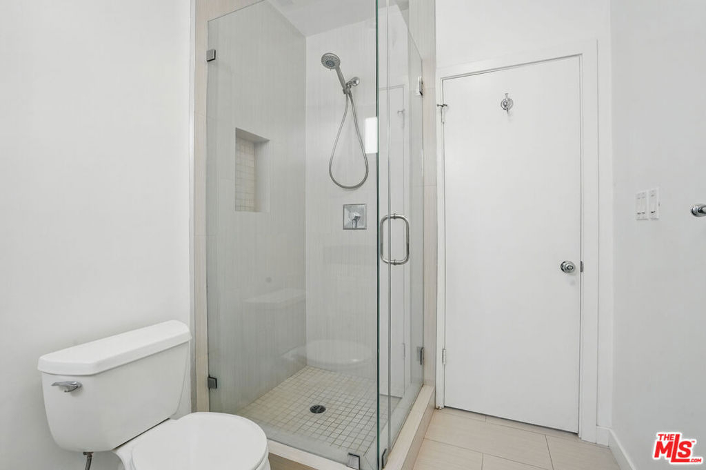 930 3rd Street - Photo 29