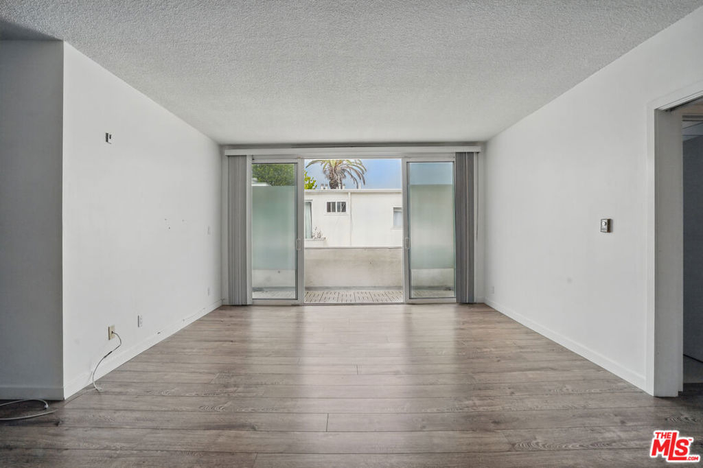 930 3rd Street - Photo 10