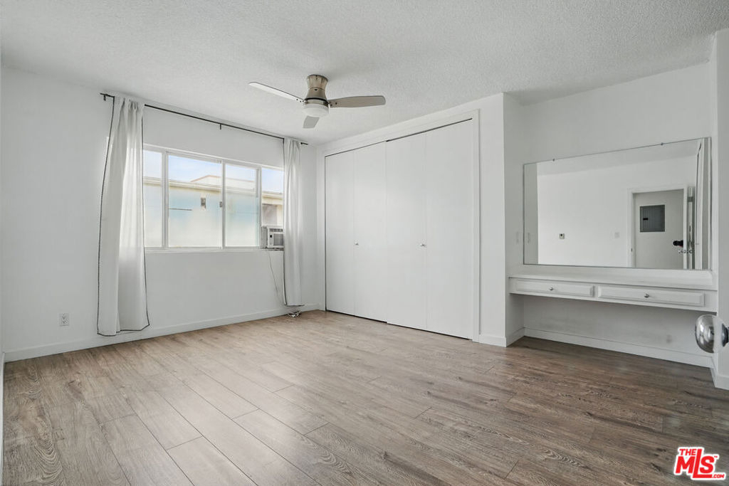 930 3rd Street - Photo 18